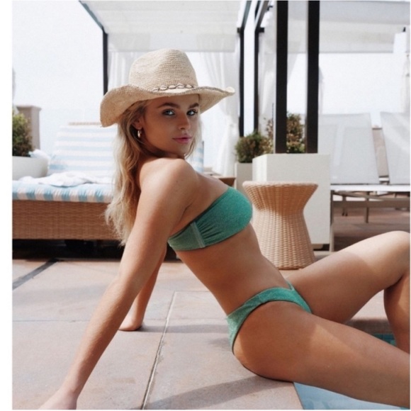 Beach Riot Kelsey Strapless Bikini Top Shimmer Green Emerald revolve bikini - Picture 6 of 10